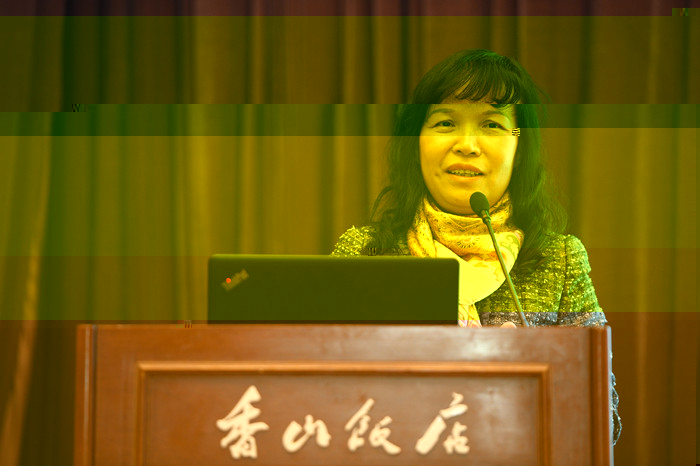 實驗室主任黃霞作報告_副本.jpg